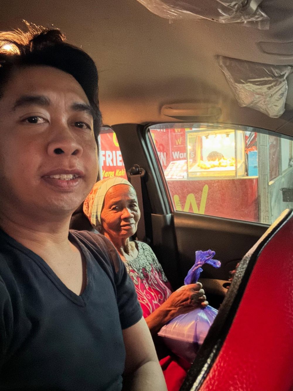 Ibunda telah berpulang, ini 11 potret kenangan Emak Ratu dan Mimi Peri, selalu hangat dan kompak