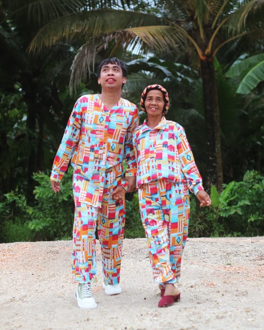 Ibunda telah berpulang, ini 11 potret kenangan Emak Ratu dan Mimi Peri, selalu hangat dan kompak