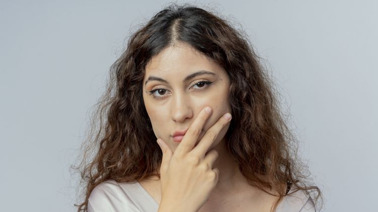 10 Skincare wanita untuk kulit sensitif dan kusam, wajah kembali glowing harga di bawah Rp 150 ribu