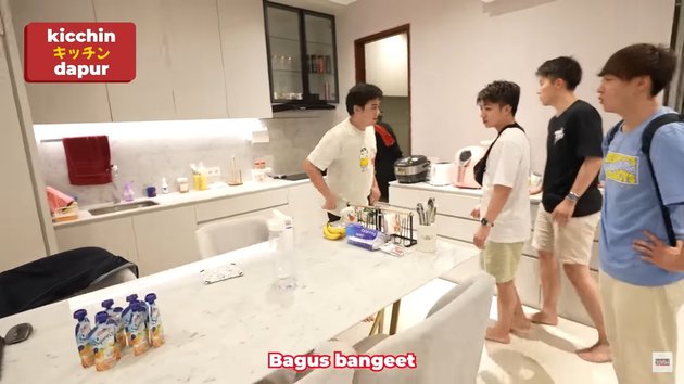 13 Potret rumah kado Jerome Polin buat mendiang ayah sebelum meninggal, mewah di kawasan elit Surabaya