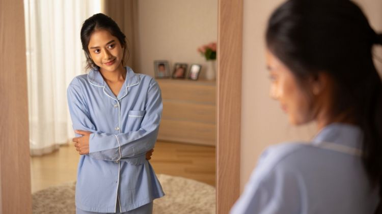 100 Quotes bijak tentang mencintai diri sendiri yang bikin kamu lebih percaya diri