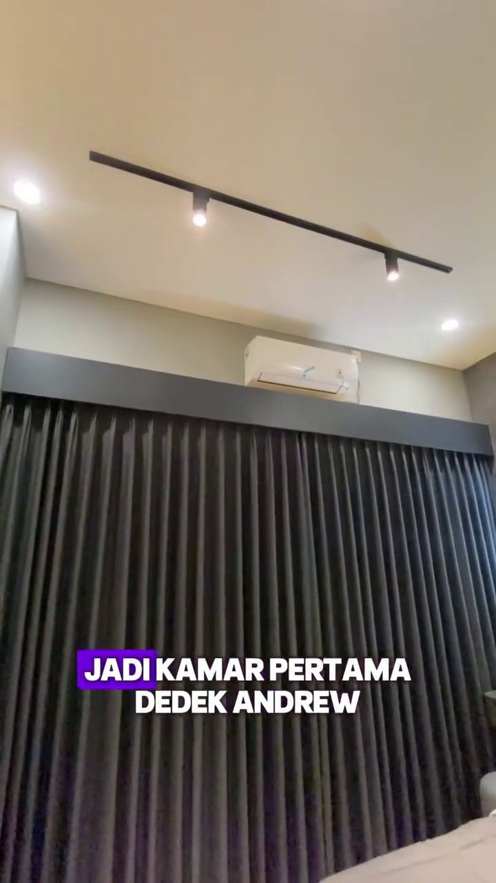 9 Potret rumah Erika Carlina, kamar sementaranya didesain mewah demi si anak