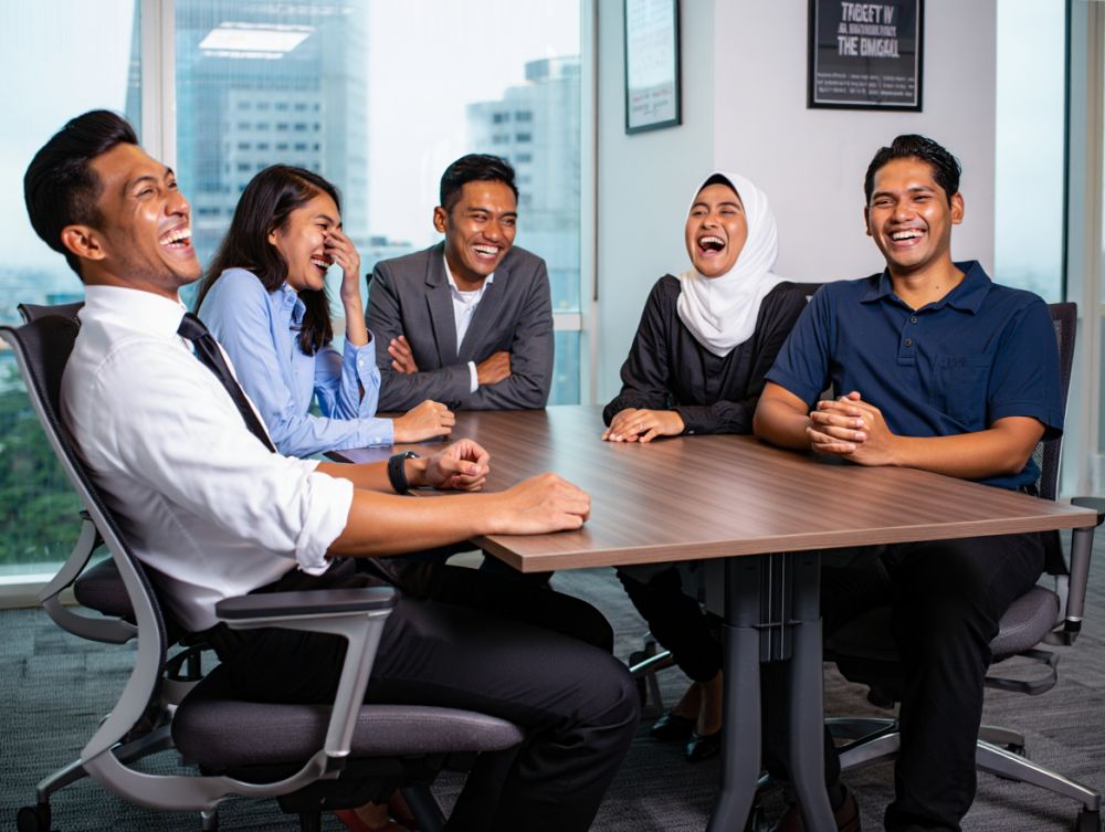 100 Kata-kata motivasi lucu ala karyawan, kerja boleh capek, jangan sampai gila