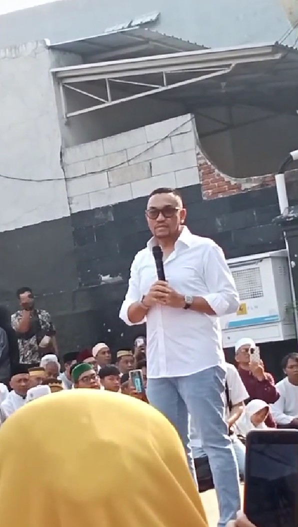 7 Potret Ahmad Sahroni muncul perdana di depan publik, ungkit soal rumah dijarah, tegaskan tak korupsi