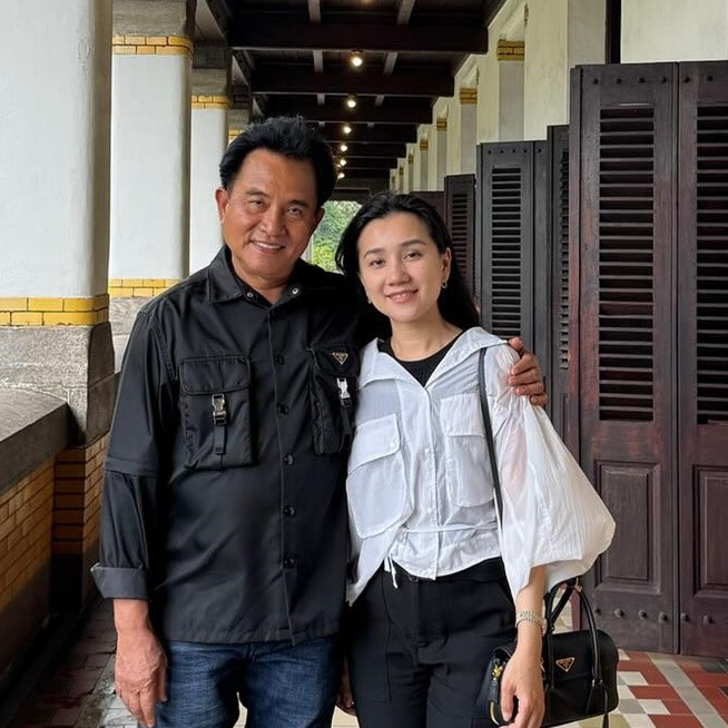 Sering dikira anak dibanding istri, intip 9 potret cantiknya Rika Kato pasangan Yusril Ihza Mahendra