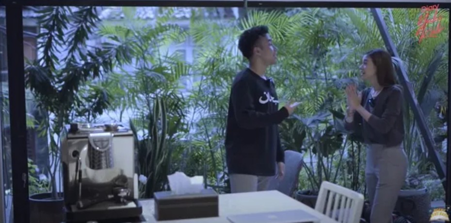 9 Potret rumah Vidi Aldiano ini meski di lahan sempit tapi kesannya lega, buka pintu langsung dapur