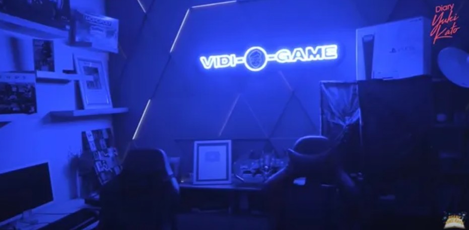 9 Potret rumah Vidi Aldiano ini meski di lahan sempit tapi kesannya lega, buka pintu langsung dapur