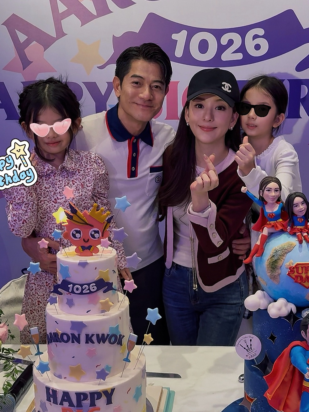 7 Potret istri Aaron Kwok usai melahirkan anak ke-3, tampil singset pakai jeans 5 hari setelah lahiran