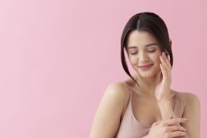 10 Skincare Purbasari untuk memutihkan wajah harga di bawah Rp 50 ribu, aman dan tak bikin iritasi