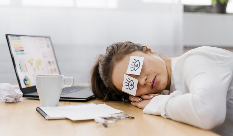 Mengenal fenomena lazy girl job, tren kerja santai ala Gen Z