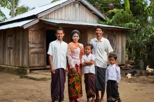 100 Kata-kata galau bahasa Jawa lucu, bikin ketawa di tengah patah hati