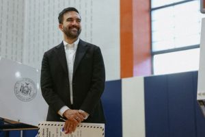 Profil Zohran Mamdani, wali kota muslim pertama di New York yang ukir sejarah baru