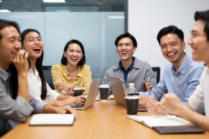 100 Tebak-tebakan kocak ala karyawan kantoran, bisa jadi obat stres di tengah deadline numpuk