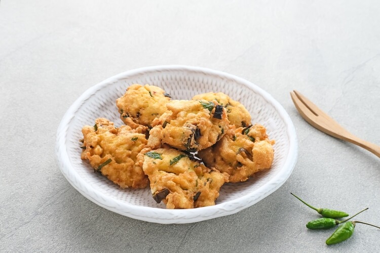 5 Resep gorengan renyah dan gurih khas Indonesia, gampang dibuat