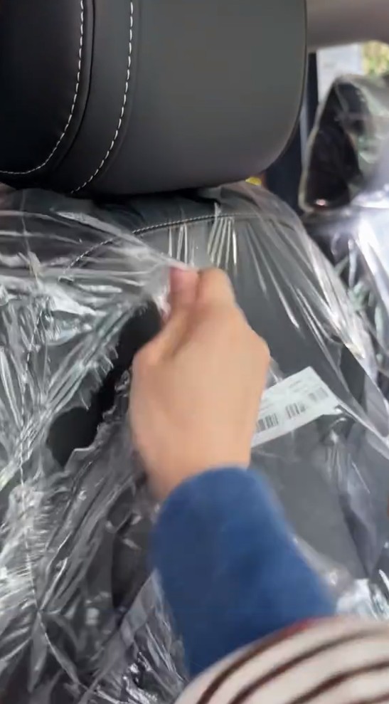 Makin ngehits usai heboh perselingkuhan, kini kian cuan, Ira Nandha beri mobil untuk anak, 9 potretnya