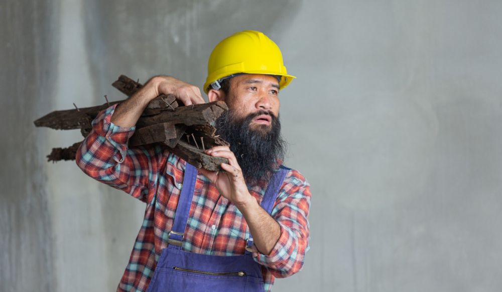 100 Kata-kata mutiara kerja keras ayah terbaik 2025, sederhana tapi sarat makna hidup