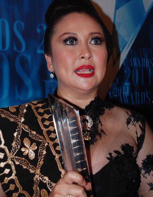 Dulu bintang iklan Nyonya Meneer kini jadi YouTuber, intip 9 potret transformasi Ira Maya Sopha