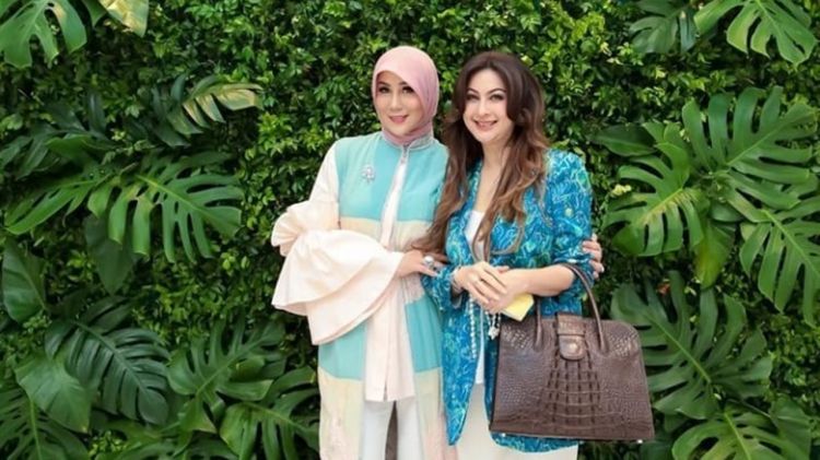 24 Tahun bersahabat, ini 7 momen Marini Zumarnis bareng Diana Pungky, makin kompak