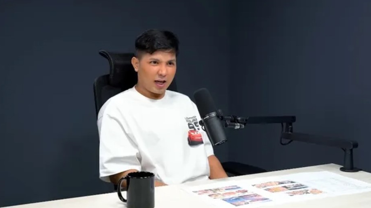 Ngaku pernah dicubit penggemar sampai tangannya biru, aksi Jirayut 'balas dendam' ke fans ini kocak