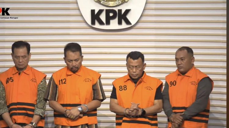 KPK tetapkan Bupati Sugiri Sancoko dan 3 orang lain sebagai tersangka OTT Ponorogo