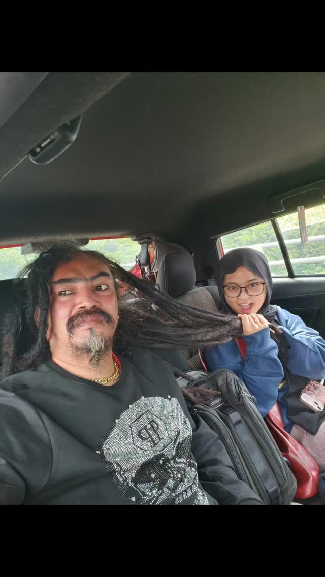 Full support buat anak, intip 9 potret kedekatan Limbad dan putra-putrinya yang bikin nggak fatherless