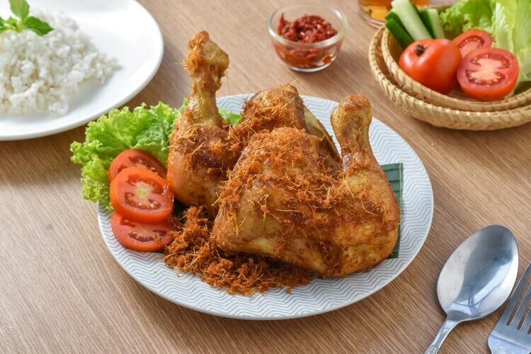 5 Resep ayam goreng simpel dengan bumbu sederhana tapi nikmat