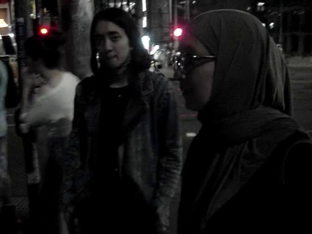 Jarang unggah momen bareng, 9 potret liburan Duta Sheila On 7 di Australia bareng keluarga disorot