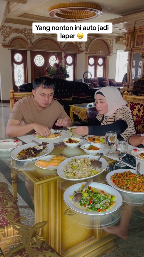 Rumahnya akan dijual Rp100 M, intip 9 potret dapur bersih Muzdalifah didesain klasik dan minim perabot