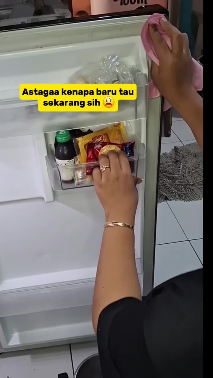 Lakukan trik ini jika pintu kulkas sudah tidak rapat, sat-set cuma butuh 10 detik