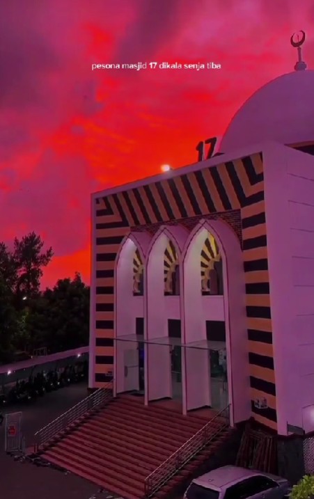 Viral masjid di Purwokerto sediakan kasur untuk musafir numpang tidur dan kafe gratis, ini 7 potretnya