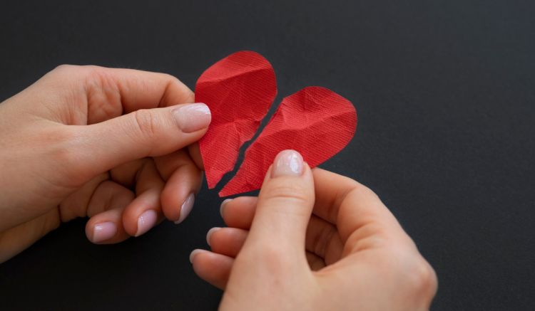 100 Kata-kata galau Islami patah hati terbaik 2025, biar hati tenang dan iman tetap kuat