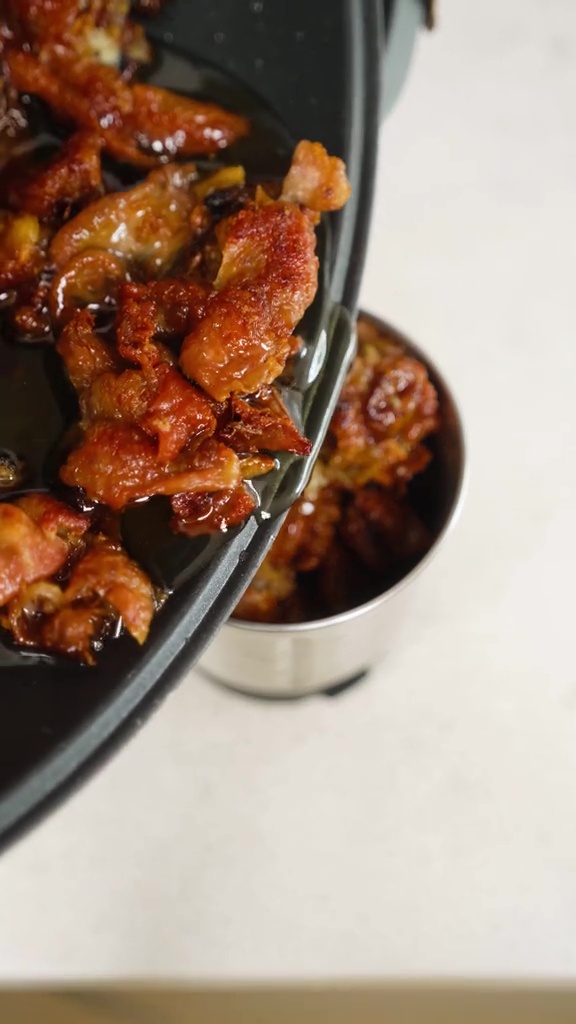 Jadi kunci makanan rumahan lebih sedap, ini trik bikin minyak ayam bawang ala Willgoz