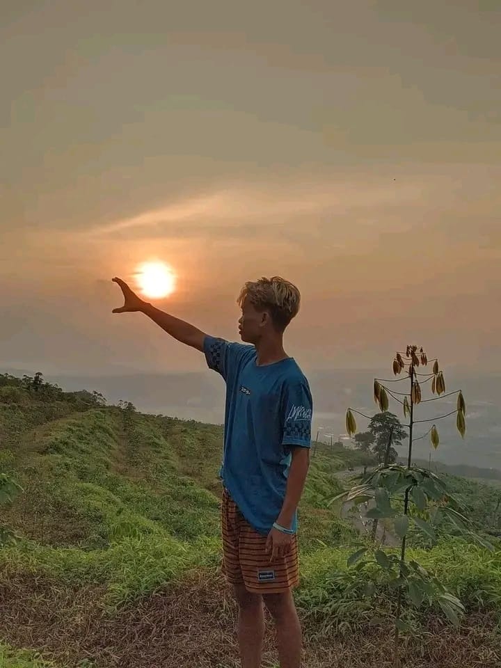 Niat mau dapet foto estetik, 13 potret ini malah gagal total dan bikin ngakak sendiri