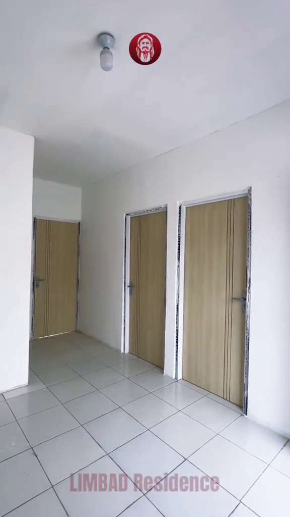 Jarang nongol di TV karena kini jadi bos properti, intip 9 potret usaha perumahan Limbad