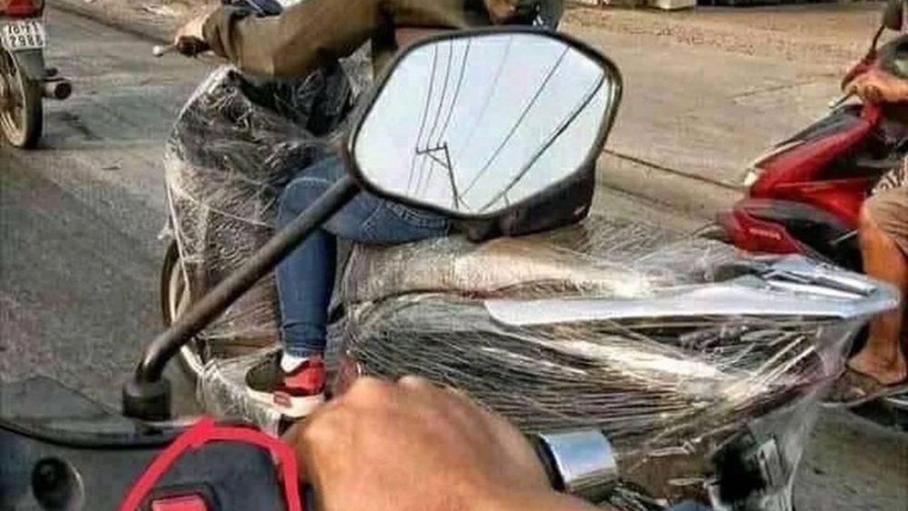 10 Potret kendaraan absurd di jalan raya ini bikin ngakak sekaligus geleng kepala