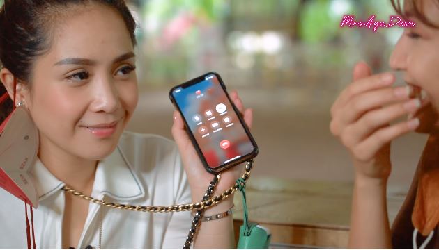 Nama kontak suami 9 seleb di HP, dari yang super sweet ala Sisca Kohl sampai yang bikin senyum