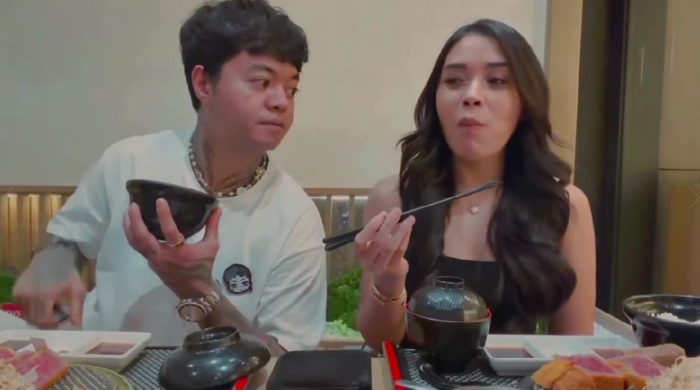 Kini sudah go public, 9 potret Reza Arap beri cincin Lula Lahfah ini diduga lamar sang kekasih