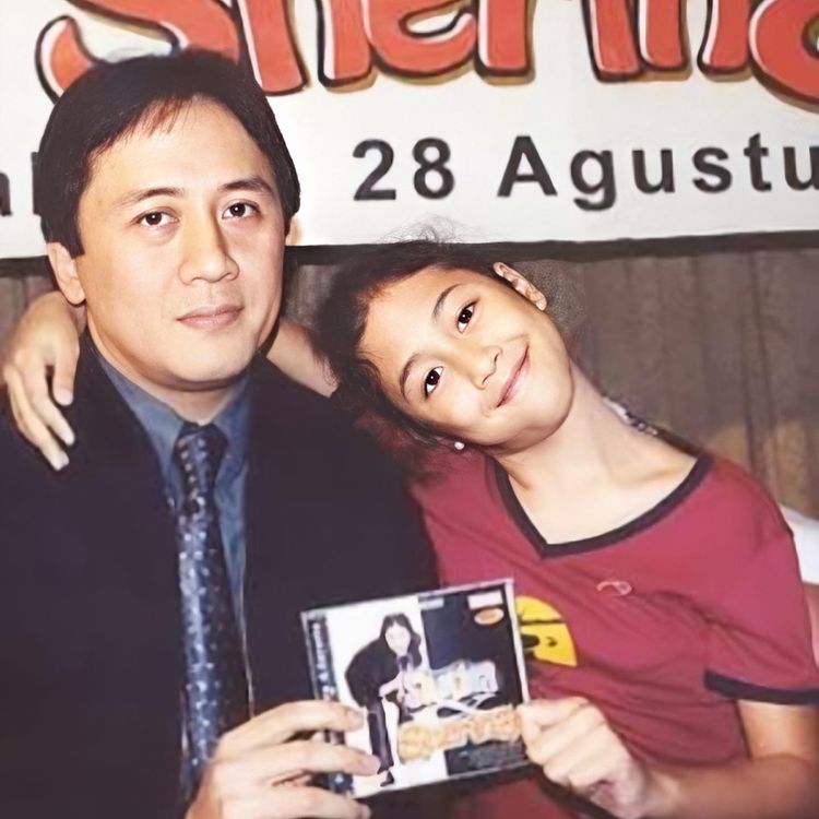 Terungkap! Pemeran Dokter di Si Doel ternyata ayah penyanyi terkenal, ini 11 potret lawasnya