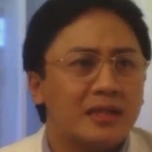 Terungkap! Pemeran Dokter di Si Doel ternyata ayah penyanyi terkenal, ini 11 potret lawasnya