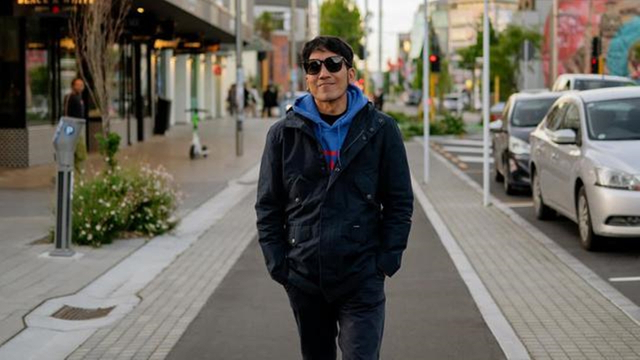 Didapuk jadi Dono di film Warkop DKI Reborn, Desta kenang momen ayahnya rebutan tiket film Warkop DKI