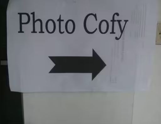 11 Tulisan lucu Bahasa Inggris aneh di tempat umum yang buktiin belajar english nggak gampang