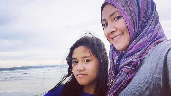 Ingat Uyuy dan Aliya di sinetron TOP? Ternyata anak dan ibu di dunia nyata, ini 11 potretnya