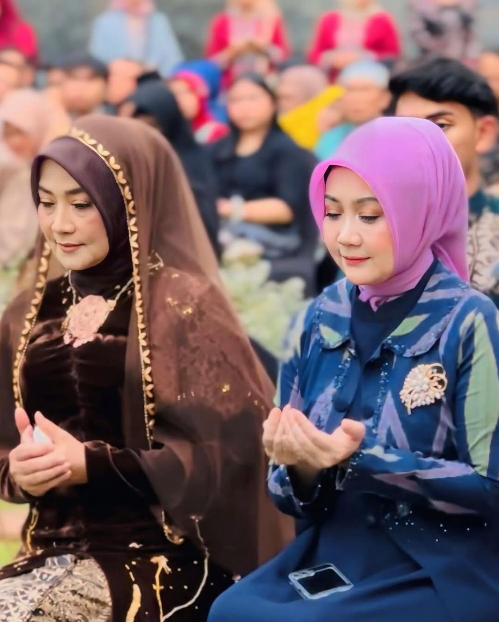 Hadiri pernikahan keponakan, ternyata Atalia Praratya ngaku punya saudara 'kembar', ini potretnya