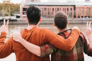 100 Kata-kata bijak tentang sahabat yang setia 2025, cocok buat ngehargain mereka yang selalu ada