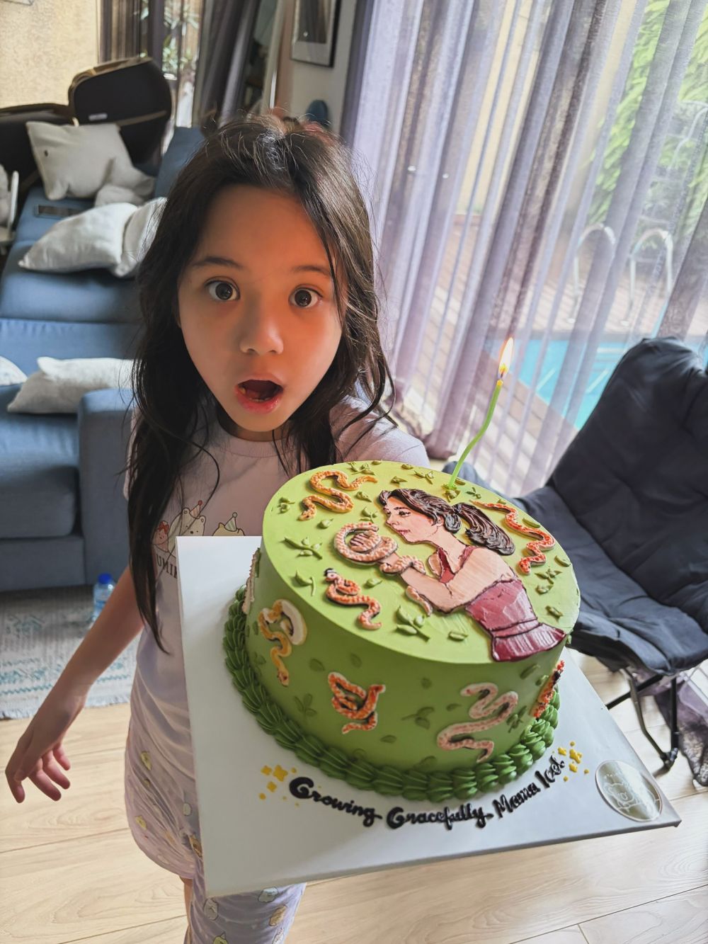 9 Potret Gisella Anastasia rayakan ultah ke-35 bareng Cinta Brian, komentar Gading disorot