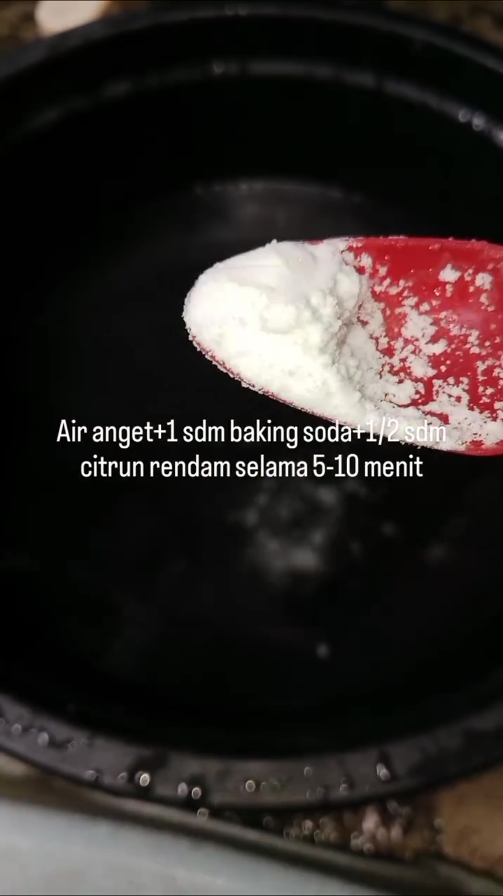 Baju favorit mulai pudar karena sering dipakai? Cuci dengan cara ini biar warnanya selalu cerah