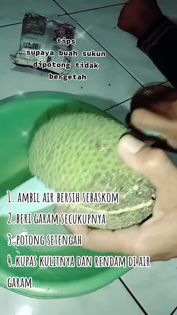 Trik ampuh menghilangkan getah sukun agar hasil olahannya nggak pahit dan gatal di lidah