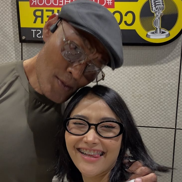 Tak ingin repoti anak, Riyuka Bunga dan Deddy Corbuzier kompak pilih tinggal di panti jompo saat tua