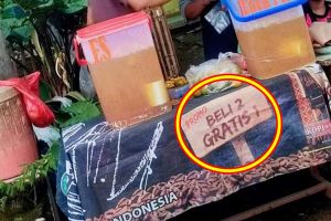 Pakai teknik ‘S3 Marketing', 11 spanduk dagang super kocak ini bikin pembeli auto salah fokus