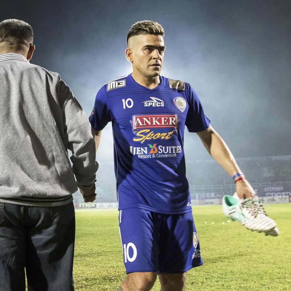 Kisah Cristian Gonzales diperlakukan tak layak saat hadiri pertandingan, sempat diusir dari lift